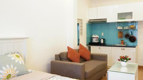 Smiley Apartment 3