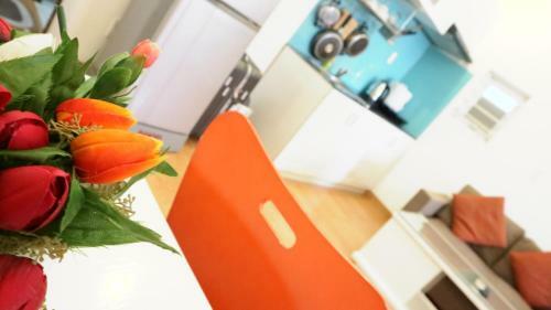 Smiley Apartment 3