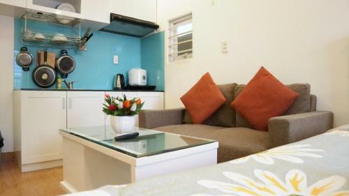 Smiley Apartment 3