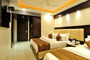 Hotel Sai Miracle