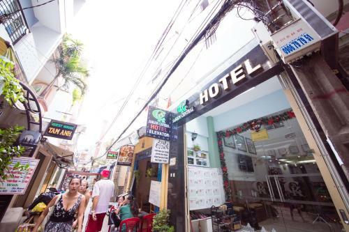 Ck Saigon Central Hotel (former Is Big Mama Hotel)