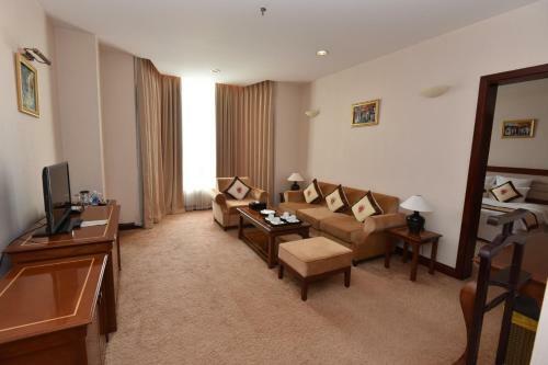 Tan Son Nhat Saigon Hotel