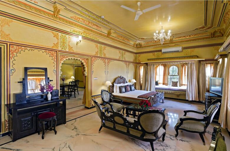 Hotel Chunda Palace