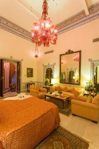 Hotel Shiv Niwas Palace - Grand Heritage