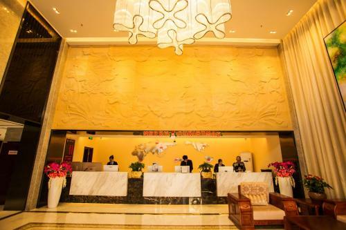 Wanfu Century Hotel