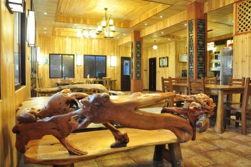 Posada Longji Holiday Hotel