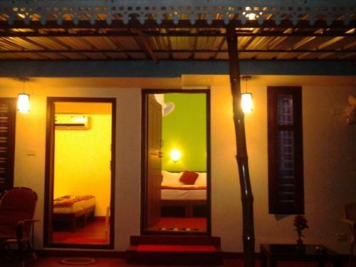 Bed & Breakfast Marari Nest Beach Homestay