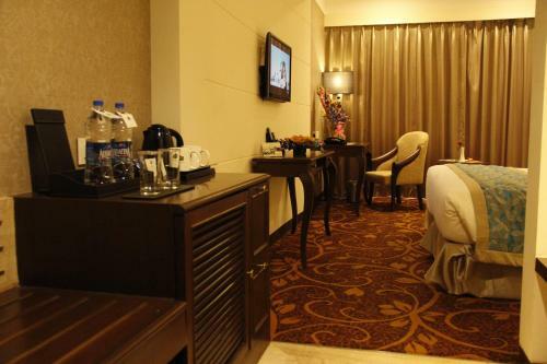 Hotel Country Inn & Suites By Radisson, Bathinda