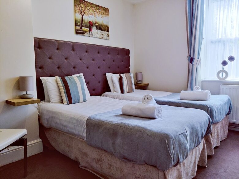 Wentworth House Hotel