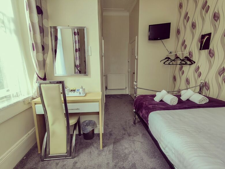 Wentworth House Hotel