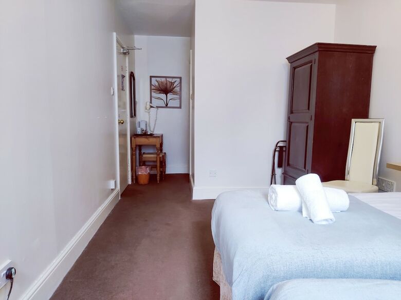 Wentworth House Hotel