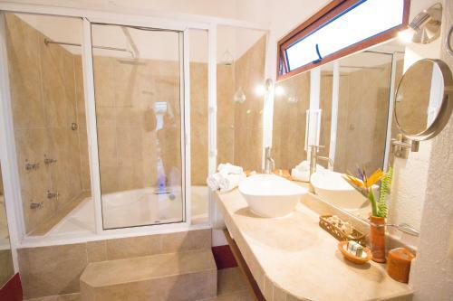 Hotel Mes�n De Leyendas Downtown & Garden