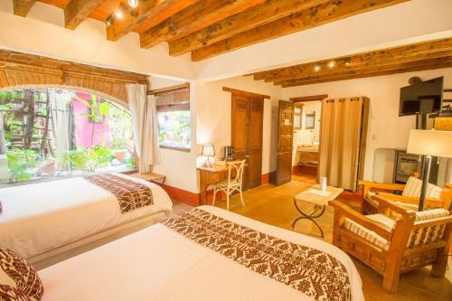 Hotel Mes�n De Leyendas Downtown & Garden
