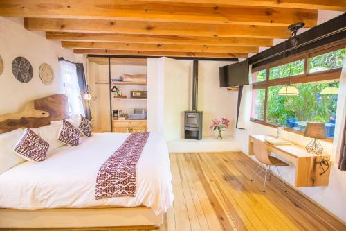 Hotel Mes�n De Leyendas Downtown & Garden