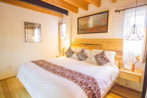 Hotel Mes�n De Leyendas Downtown & Garden