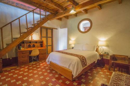 Hotel Mes�n De Leyendas Downtown & Garden