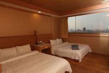 Universal Royal Hotel