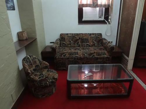 Hostal Hotel Happy Home