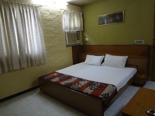 Hostal Hotel Happy Home