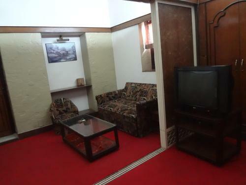 Hostal Hotel Happy Home