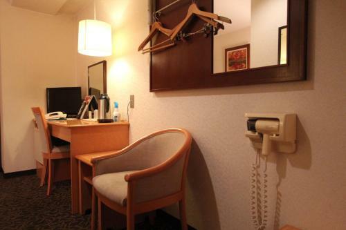 Hotel New Gaea Oitaekimae