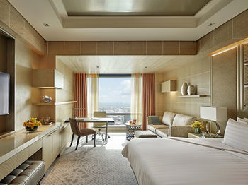 Hotel Shangri-la At The Fort, Manila