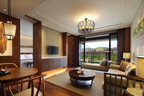 Hotel Crowne Plaza Xishuangbanna Parkview