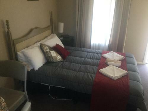 Village Motor Inn