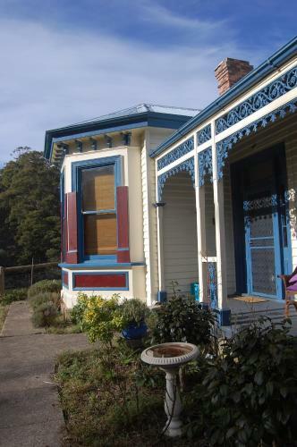 Bed & Breakfast Mariton House