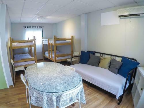 Centro De Ocio Al�a Bungalows Camping Rafting Benamej�