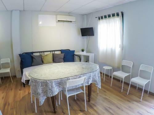 Centro De Ocio Al�a Bungalows Camping Rafting Benamej�
