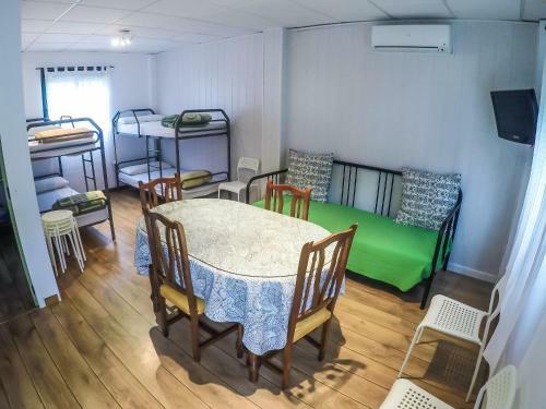 Centro De Ocio Al�a Bungalows Camping Rafting Benamej�