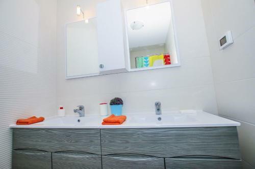 Apartment In Funtana With Two-bedrooms 2