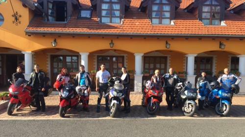 Hostal Radics Panzi� �tterem �s Wellness K�zpont