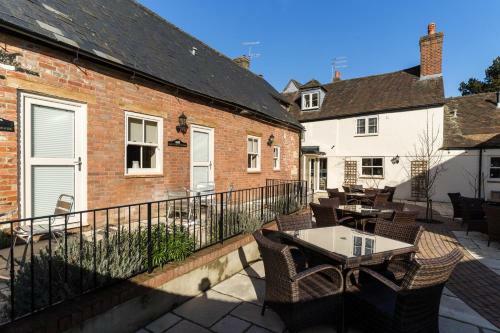 Posada Greyhound Inn Wilton