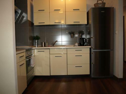 Quiet Apartments Je?yce