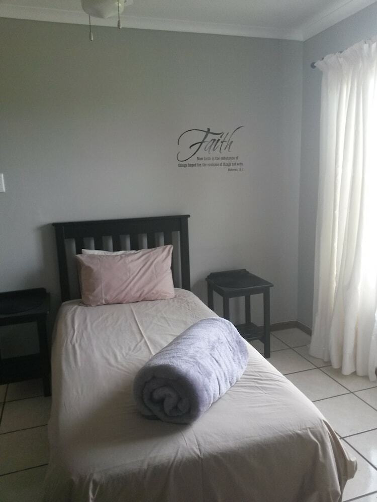 Hostal African Sun Guest House