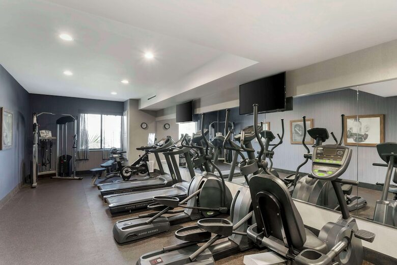 Hotel Best Western Plus Gardena Inn & Suites