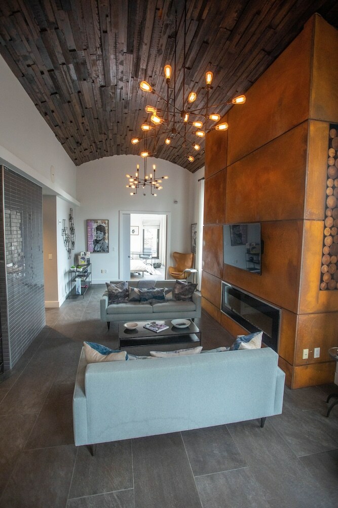 The Tuscany - A St. Giles Boutique Hotel