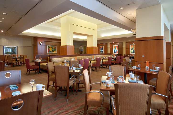 Hotel Hilton Long Beach & Executive Meeting Center