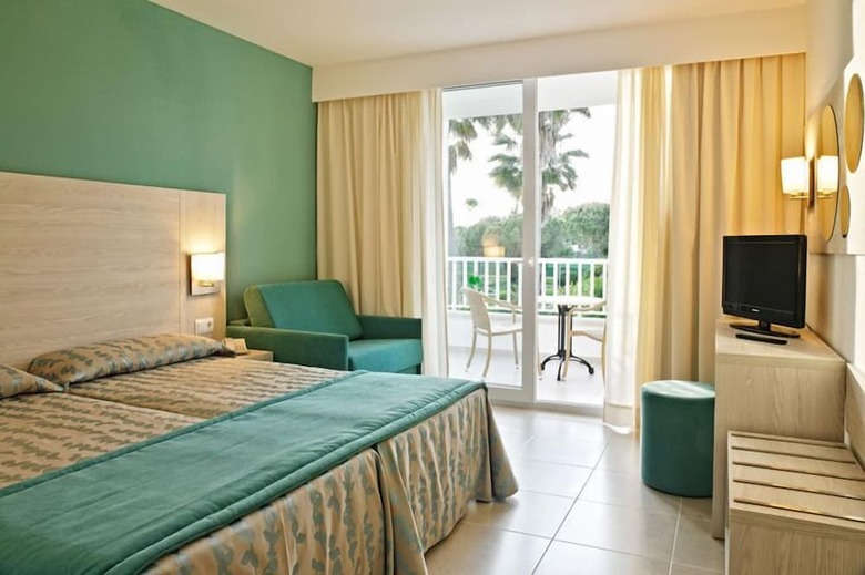 Apartamentos Protur Safari Park