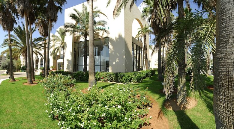 Apartamentos Protur Safari Park