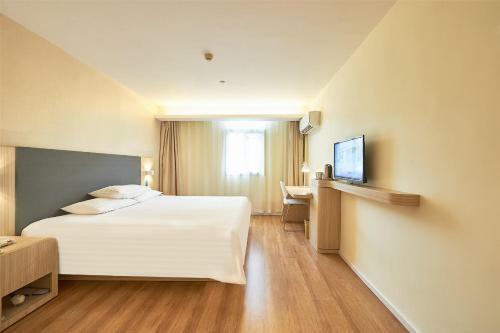 Hotel Hanting Express Changchun Yiqi West Station