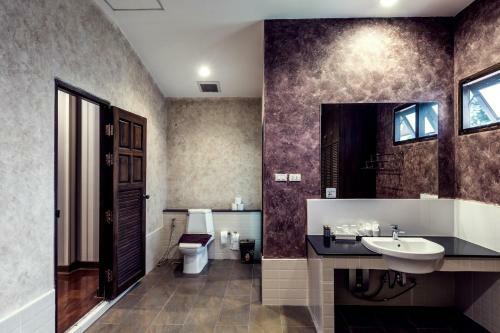 Hostal Bura Phat Resort