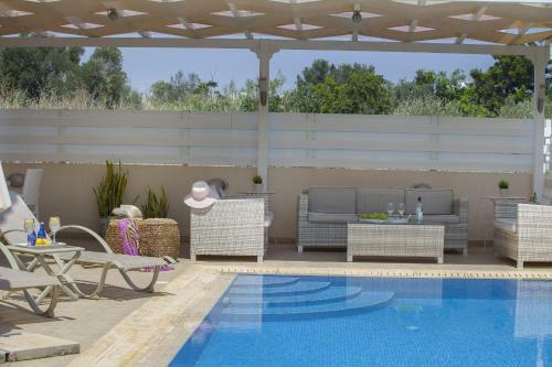 Villa Posidonas 3