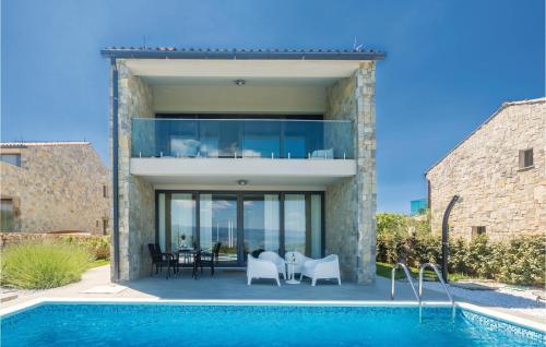 Three-bedroom Holiday Home Vrbnik With A Fireplace 08