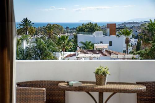 Rg - Elegant 2 Bedroom Apartment In Puerto B