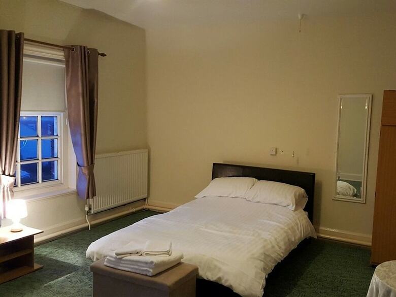 Bed & Breakfast Station Hotel