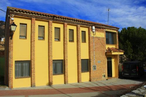 Apartamentos "la Escueleta"
