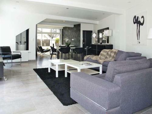 Villa Black And White
